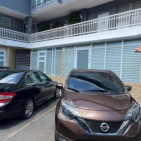 Posada Centric Studio Isla Verde Сан Хуан Екстериор снимка